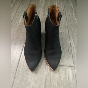 FRYE Reina Black Suede Leather Western Bootie Sz 9